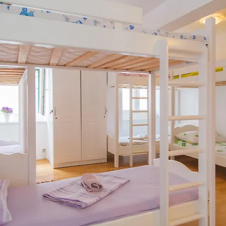 旅馆 Cheap Sleep Marinero (adults Only) *