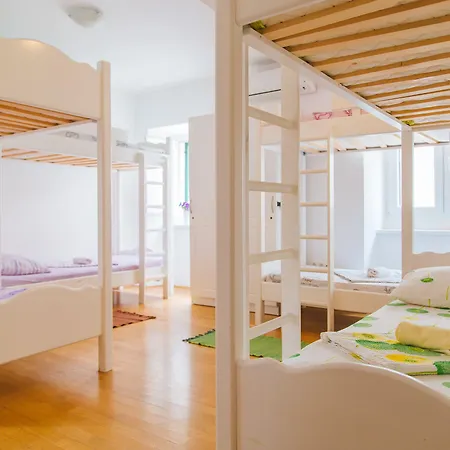 Cheap Sleep Marinero (adults Only) Hostal Hvar Town