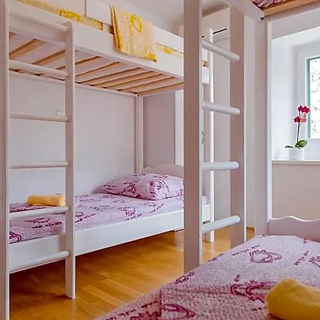 Cheap Sleep Marinero (adults Only) * Hvar Town