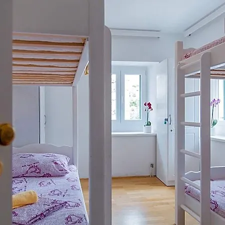 Cheap Sleep Marinero (adults Only) Hostel Hvar Town