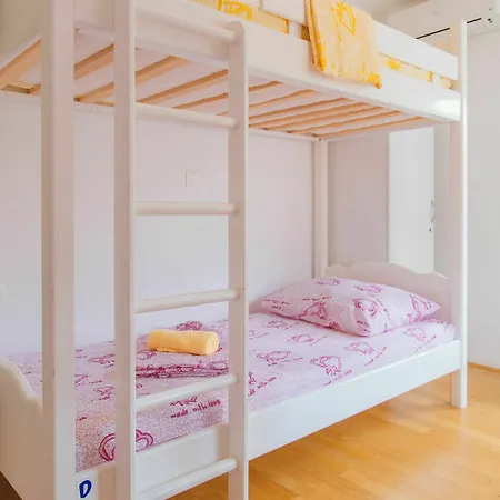 Cheap Sleep Marinero (adults Only) * Hvar Town