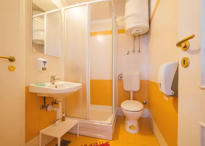 Cheap Sleep Marinero (adults Only) Hvar Town