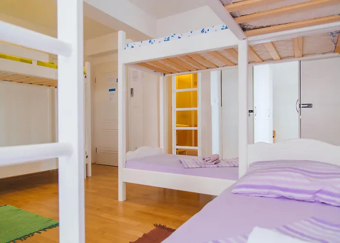 Albergue Cheap Sleep Marinero (adults Only)
