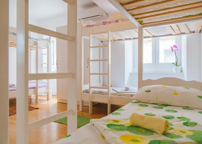 Cheap Sleep Marinero (adults Only) Albergue Hvar Town